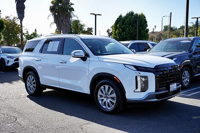Certified 2025 Hyundai Palisade SEL FWD image 6