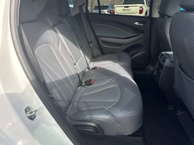 Used 2019 Buick Envision Essence image 22