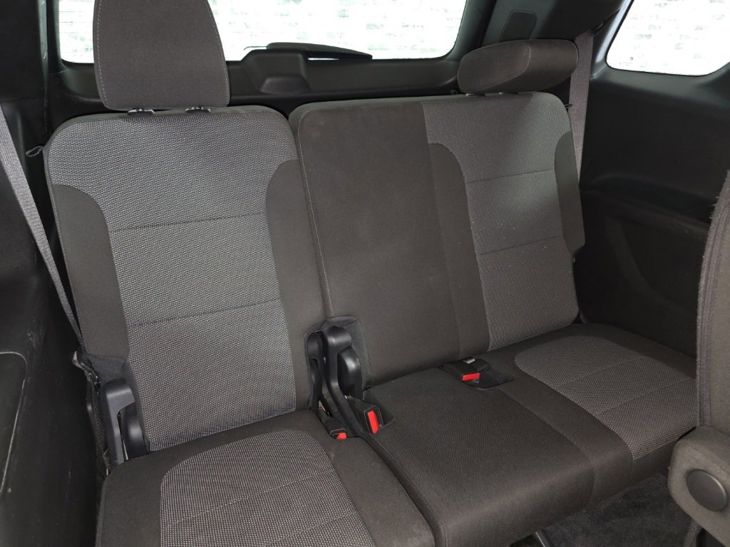 Used 2023 Chevrolet Traverse LT image 15