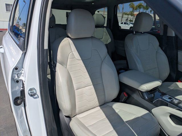 Used 2021 Kia Telluride SX w/ SX Prestige Package image 34