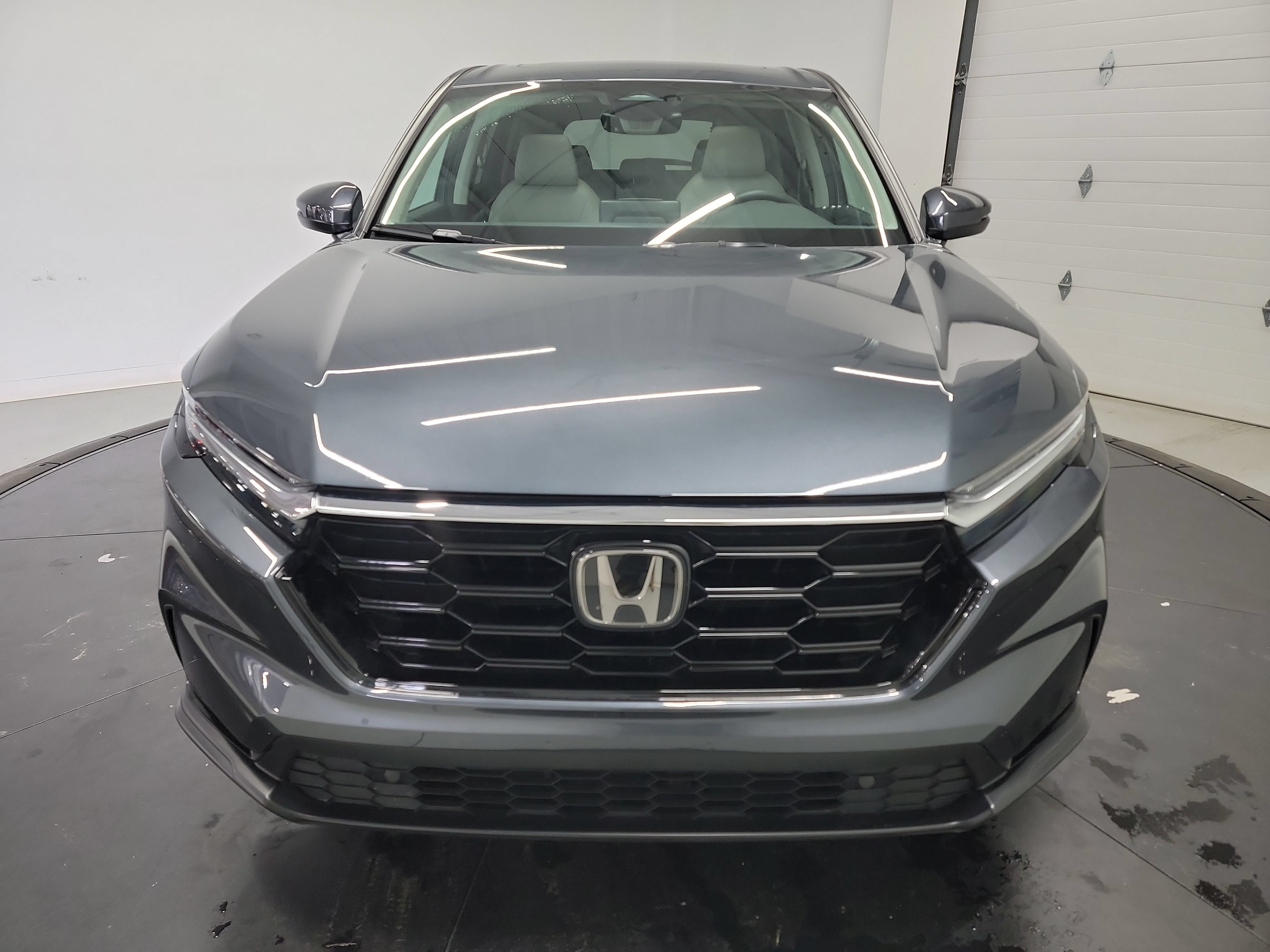Used 2024 Honda CR-V EX-L image 2