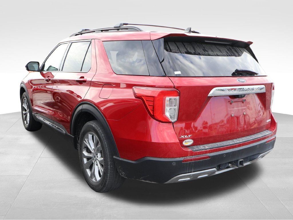 Used 2022 Ford Explorer XLT w/ Equipment Group 202A AWD/4WD image 24