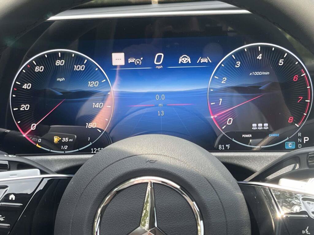 New 2027 Mercedes-Benz E 450 4MATIC Sedan image 3