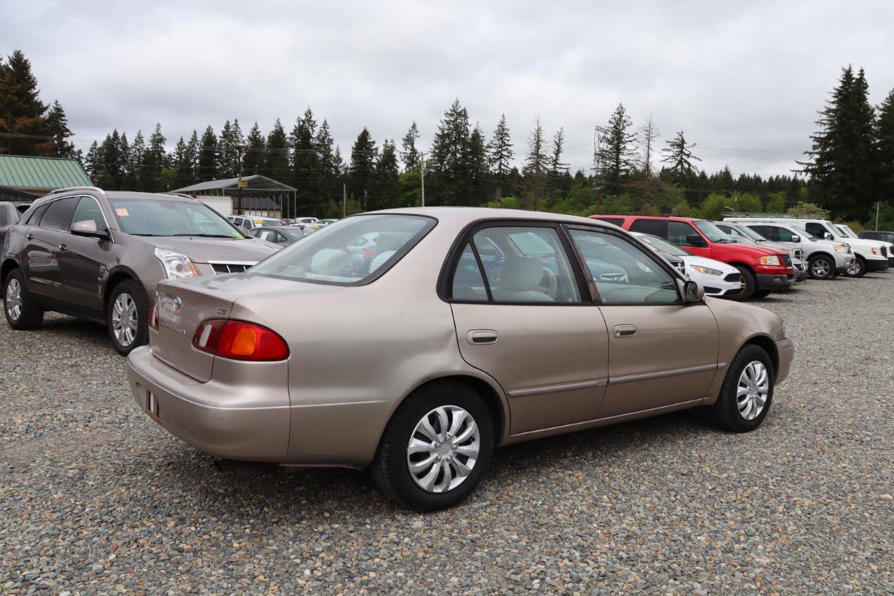 Used 2000 Toyota Corolla LE FWD image 3