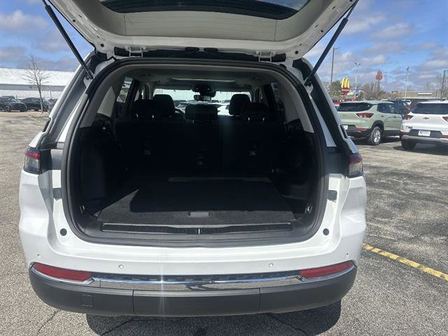Used 2023 Jeep Grand Cherokee Laredo w/ Trailer Tow Prep Group (B) AWD/4WD image 47