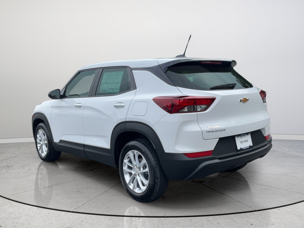New 2026 Chevrolet TrailBlazer LS FWD image 7