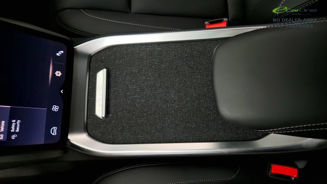 Used 2025 Lucid Air Pure RWD image 70