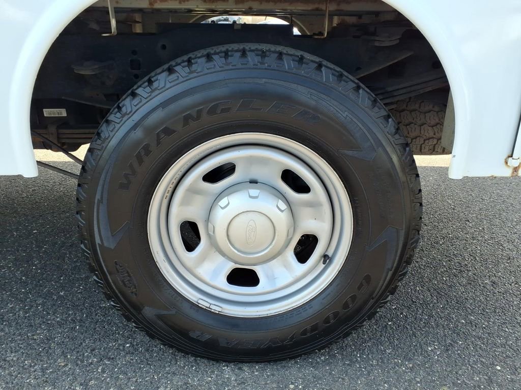 Used 2017 Ford F350 XL AWD/4WD image 13