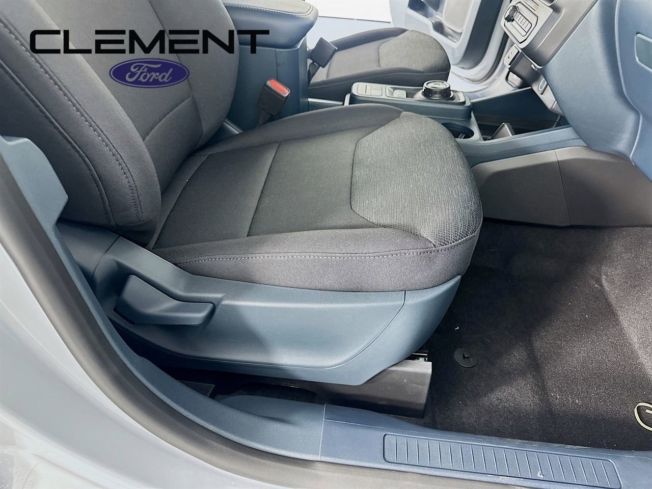 New 2026 Ford Maverick XL FWD image 28