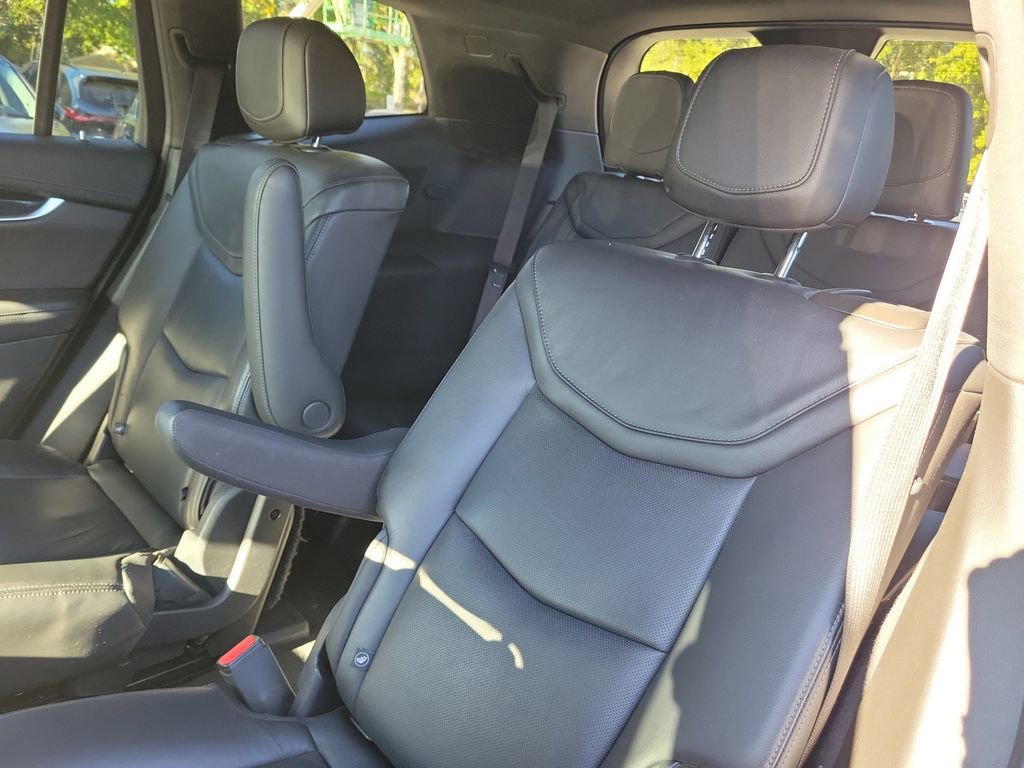 Used 2020 Cadillac XT6 Premium Luxury image 13