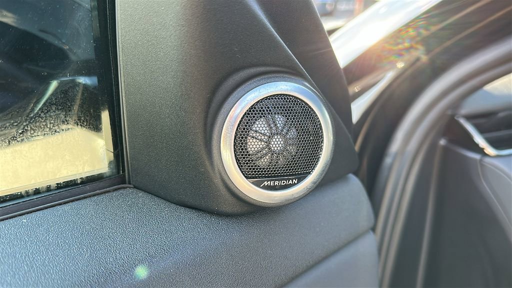 Certified 2024 Land Rover Range Rover Evoque S image 10