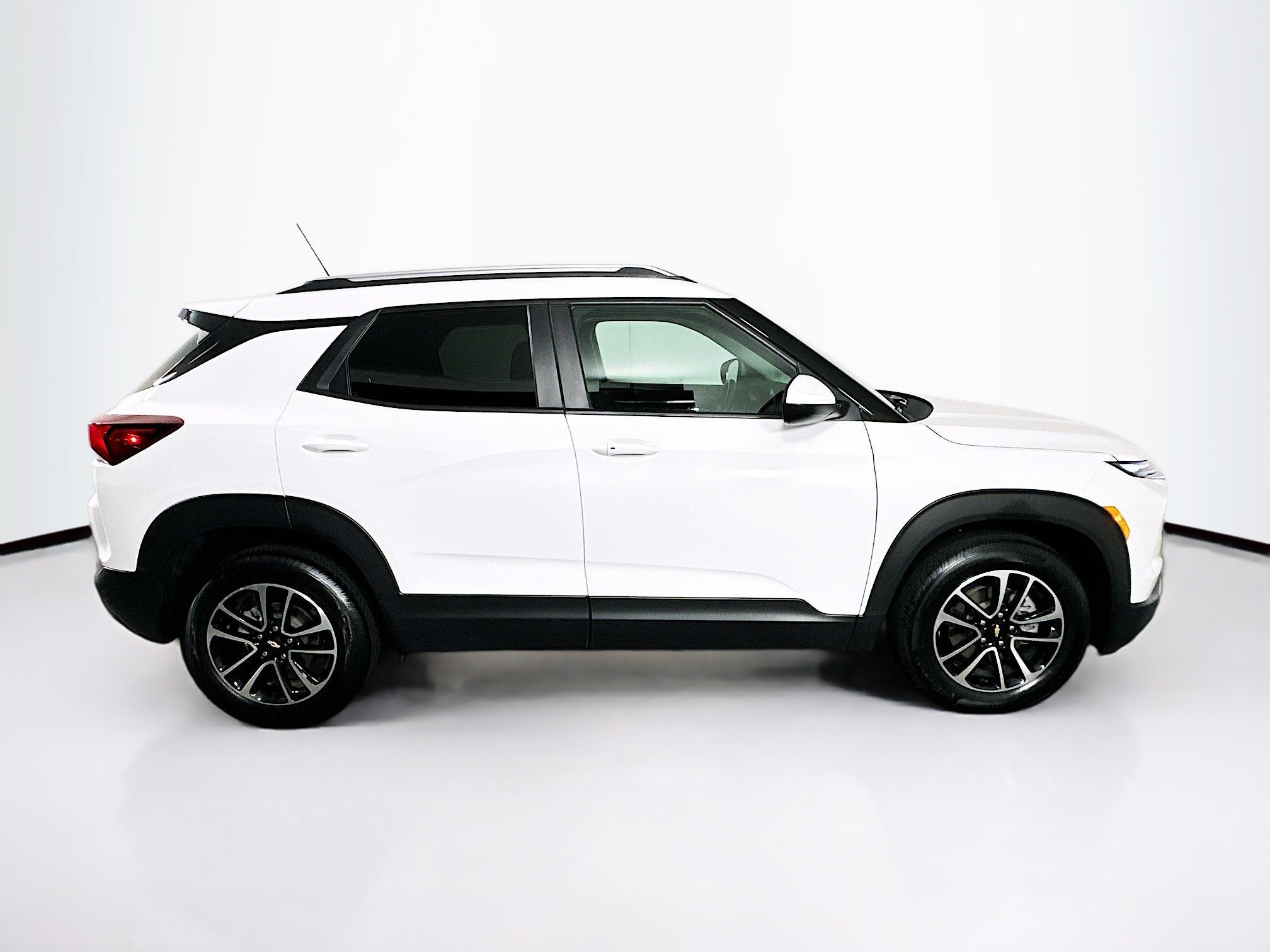 Used 2024 Chevrolet TrailBlazer LT image 10