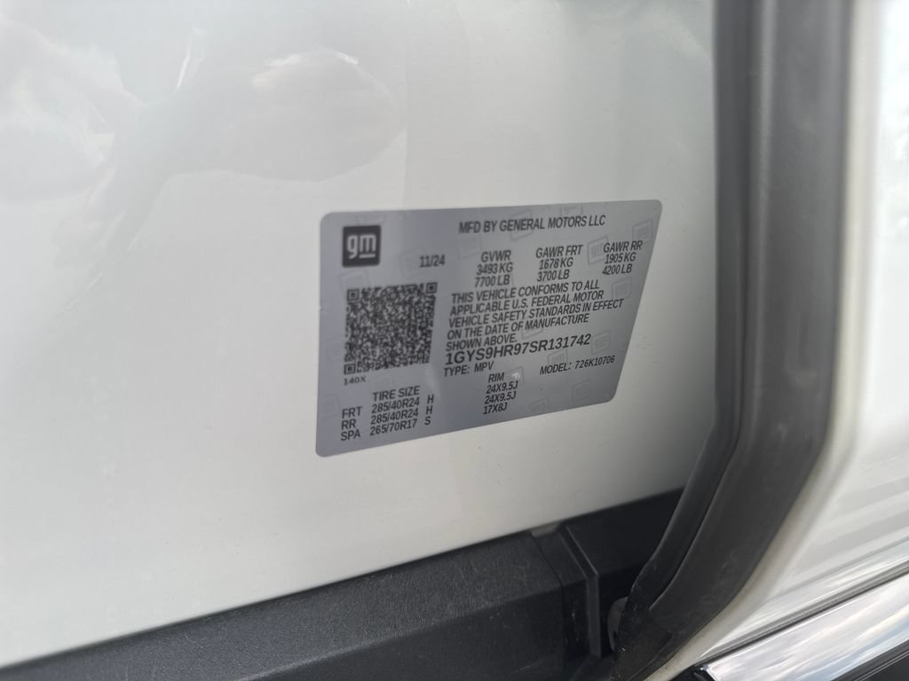 Used 2025 Cadillac Escalade V AWD/4WD image 27