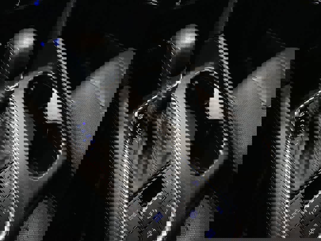 Used 2020 Hyundai Santa Fe SEL image 19