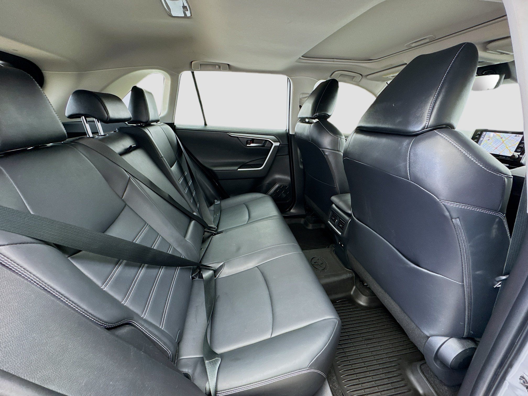 Used 2021 Toyota RAV4 Limited w/ Carpet Mat Package (TMS) FWD image 19
