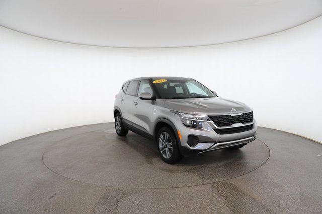 Used 2021 Kia Seltos LX image 28