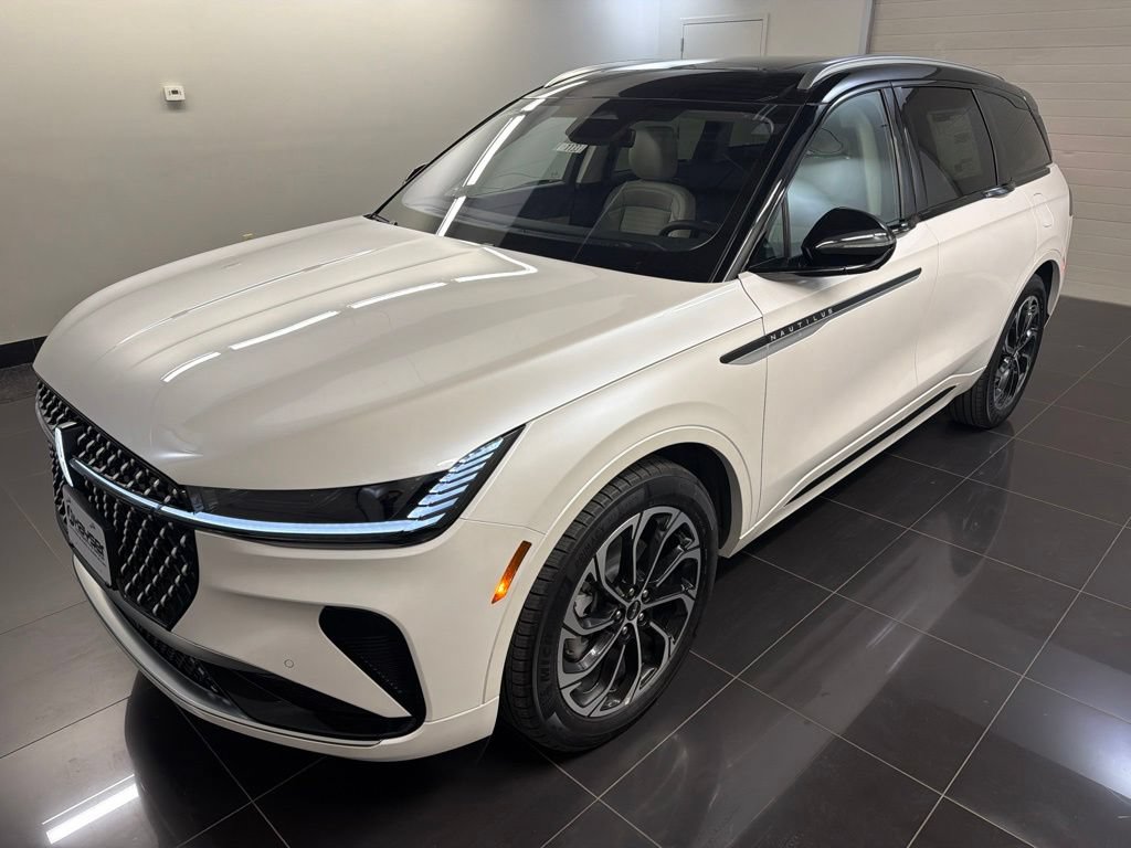 New 2026 Lincoln Nautilus Reserve AWD/4WD image 3