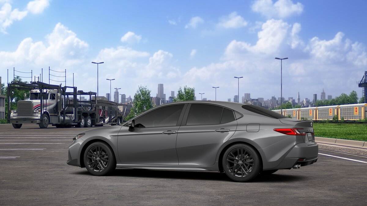 New 2026 Toyota Camry SE FWD image 6