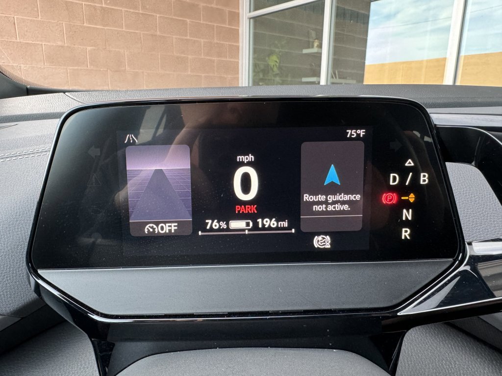 Used 2023 Volkswagen ID.4 Pro image 17