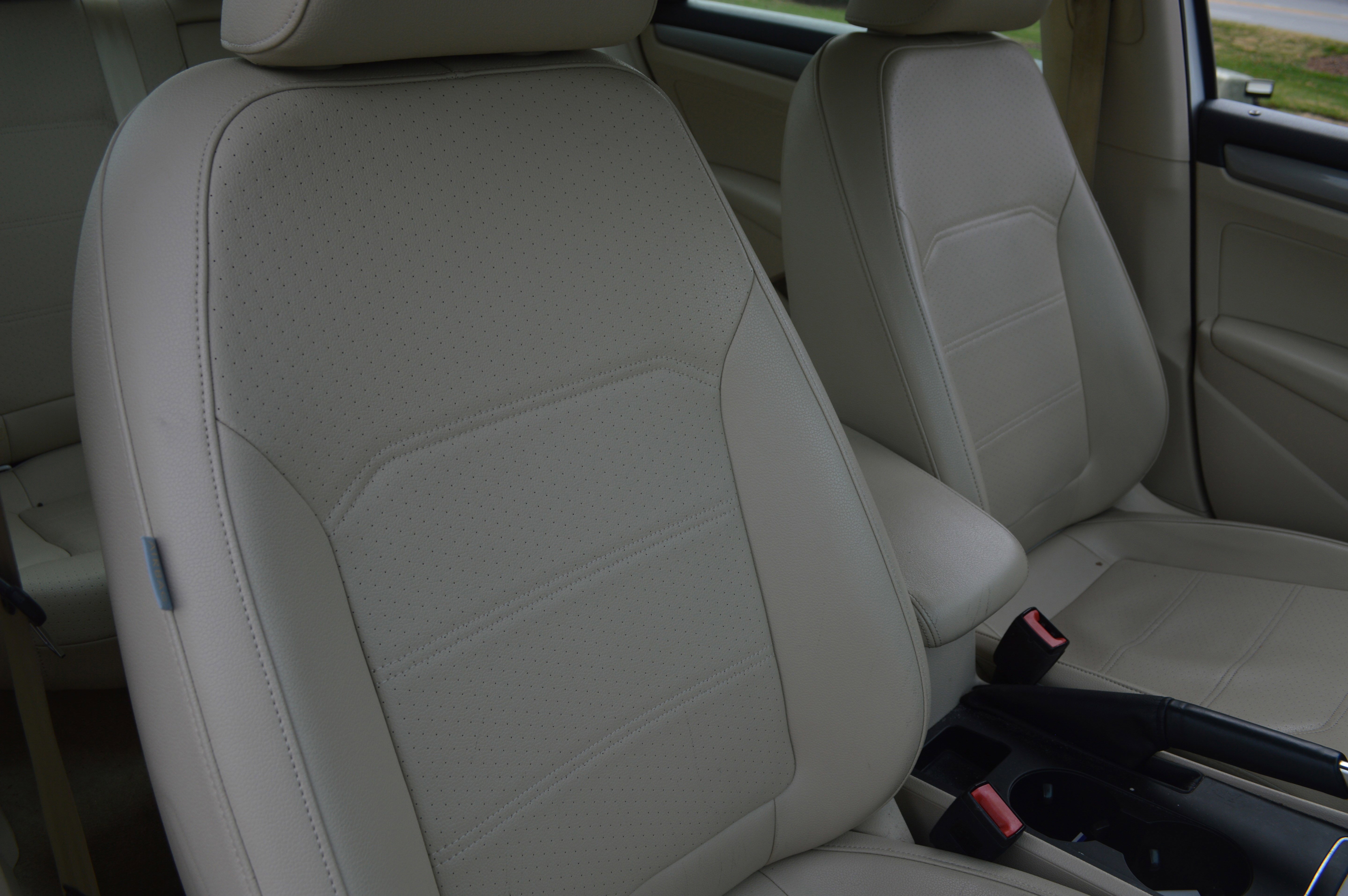 Used 2015 Volkswagen Passat 1.8T Limited Edition image 37