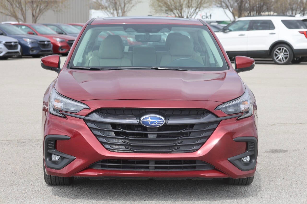 Used 2025 Subaru Legacy Limited AWD/4WD image 2
