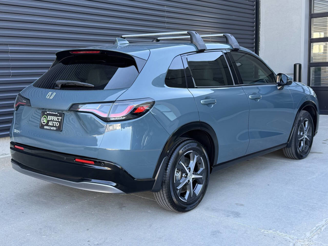 Used 2025 Honda HR-V EX-L image 11