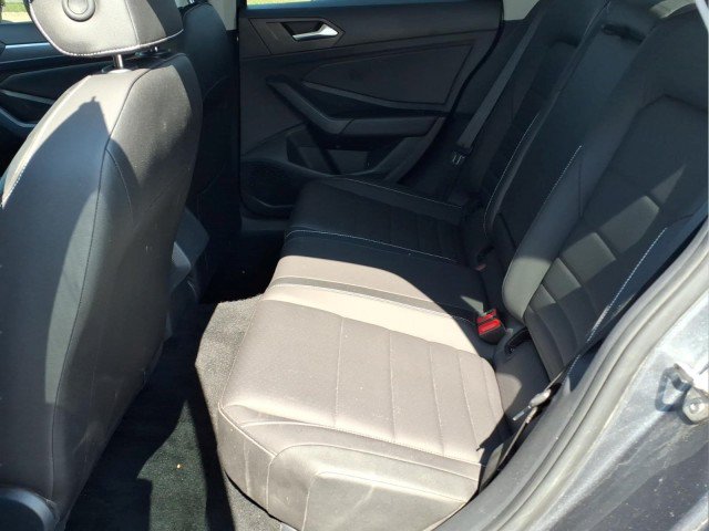 Certified 2024 Volkswagen Jetta SE FWD image 10