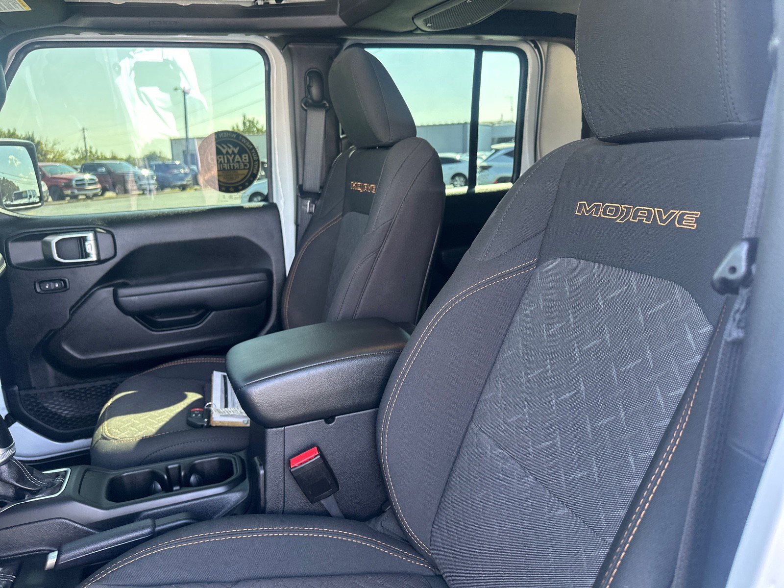 Used 2025 Jeep Gladiator Mojave w/ Convenience Group image 13