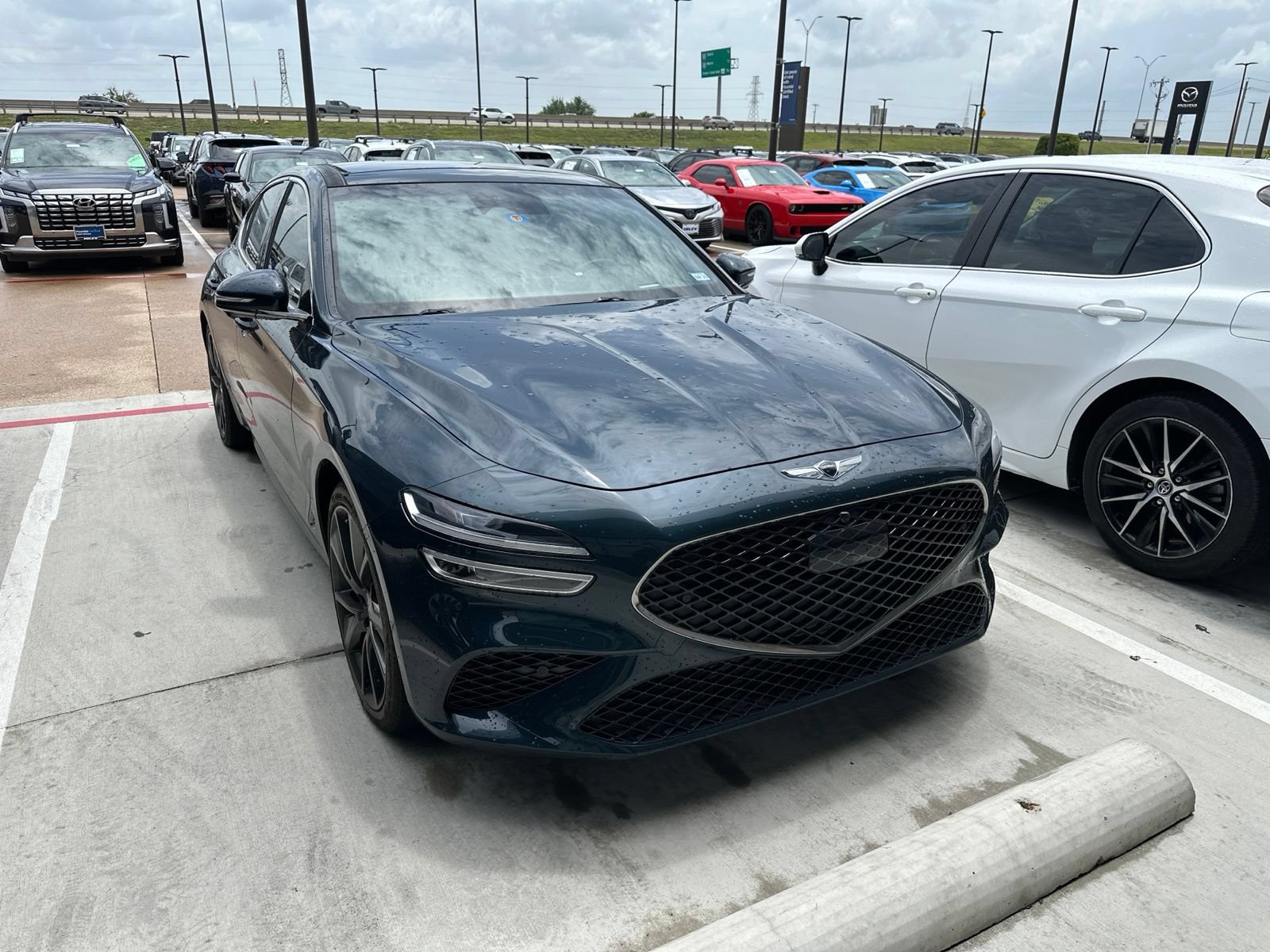 Used 2022 Genesis G70 3.3T RWD image 4