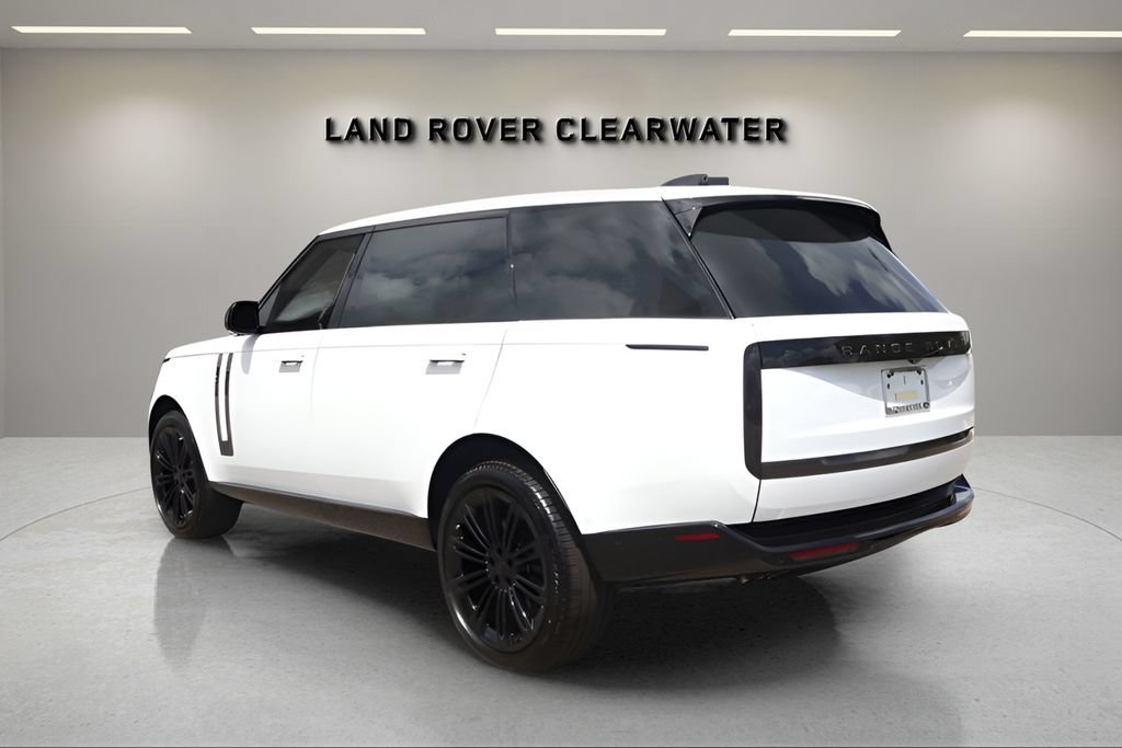 New 2026 Land Rover Range Rover Long Wheelbase SE AWD/4WD image 3