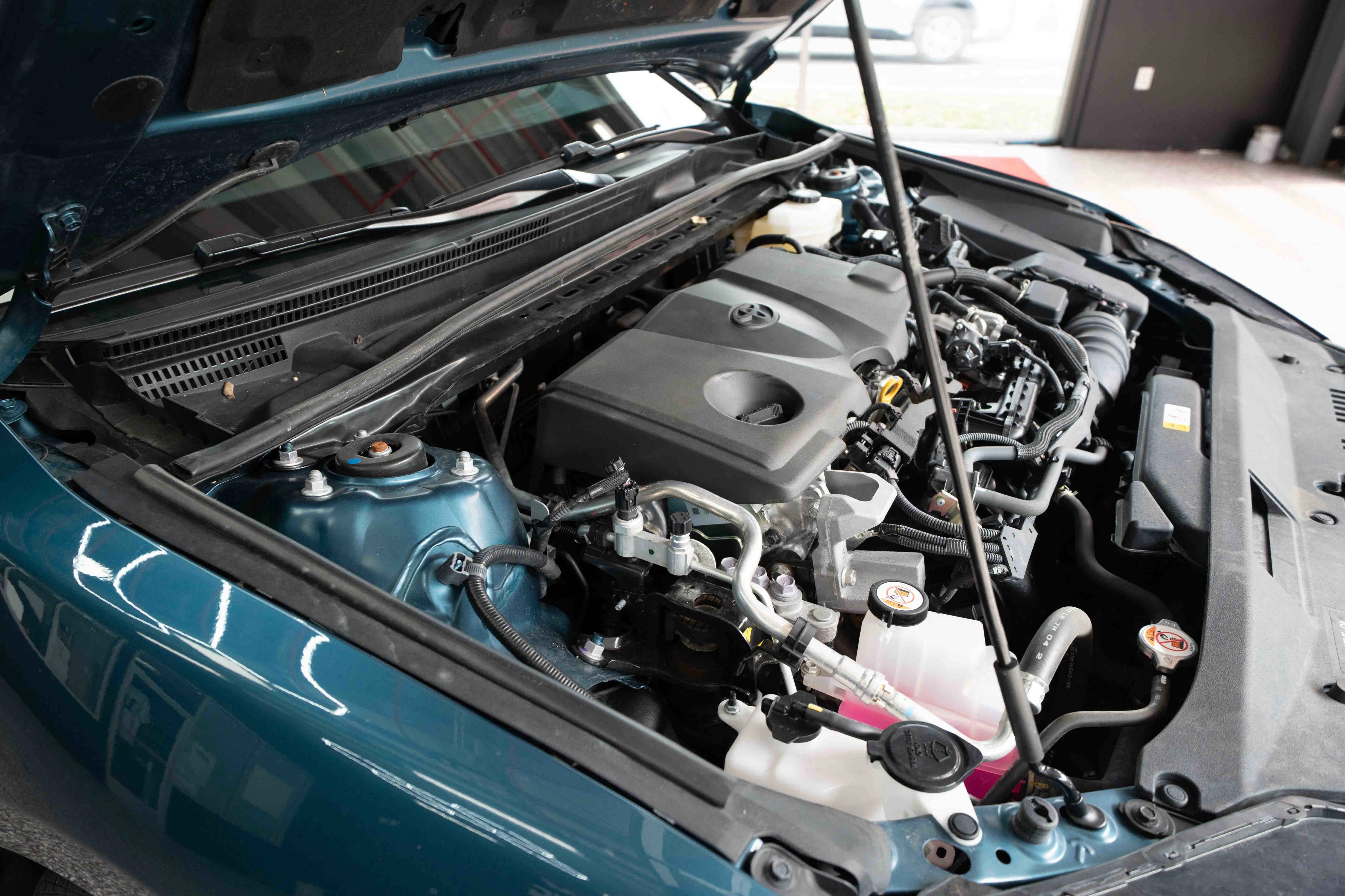 Used 2025 Toyota Camry SE image 31