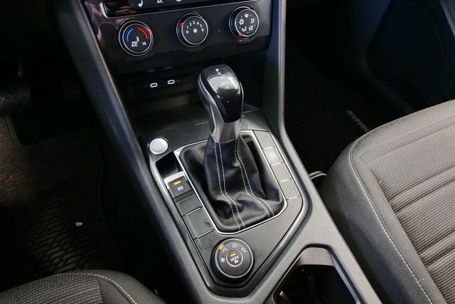 Used 2022 Volkswagen Tiguan S image 22