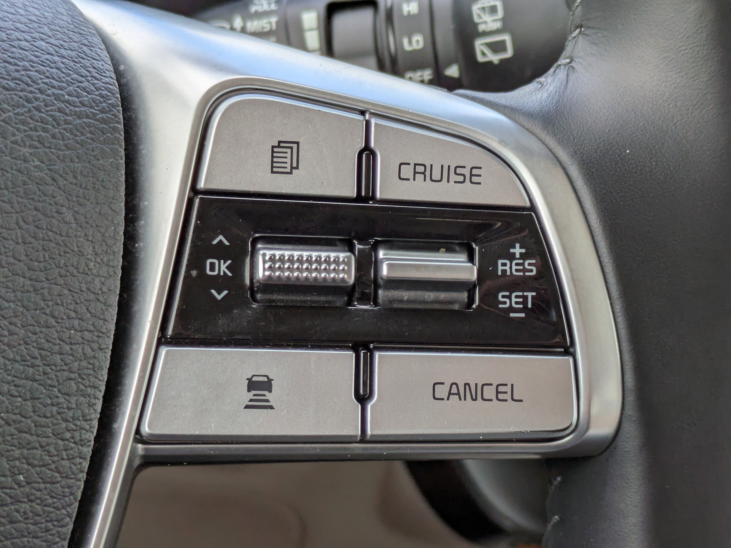 Used 2021 Kia Telluride EX image 34