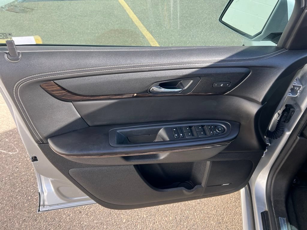 Used 2016 GMC Acadia Denali AWD/4WD image 9