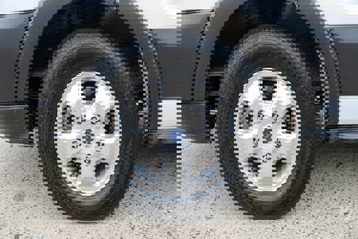 Used 2019 Ford Transit 150 XLT image 41