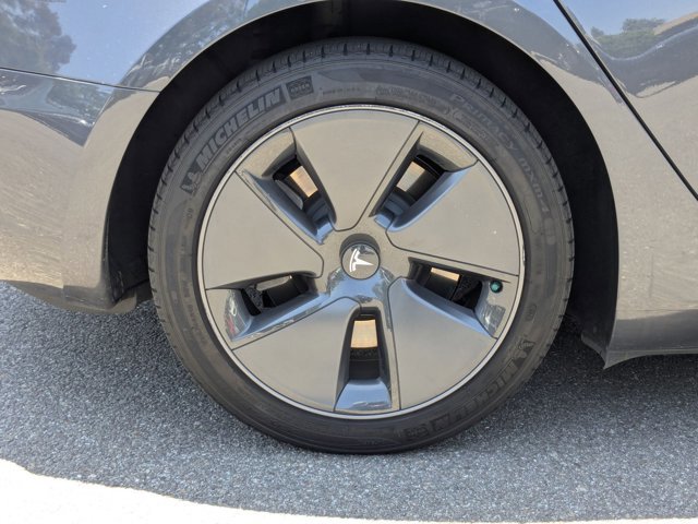 Used 2023 Tesla Model 3 Standard Range RWD image 23