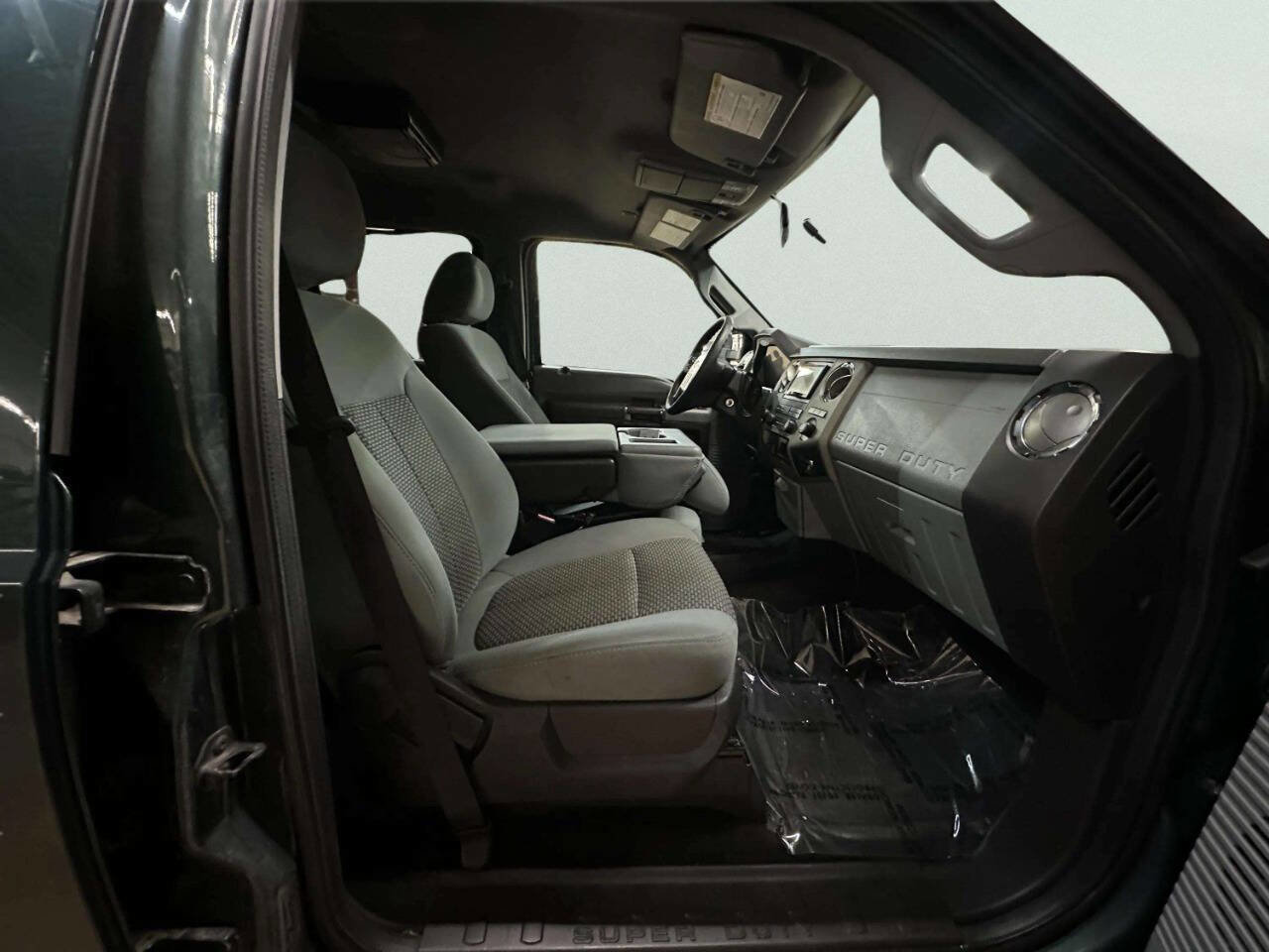 Used 2011 Ford F250 XLT w/ XLT Interior Pkg image 27