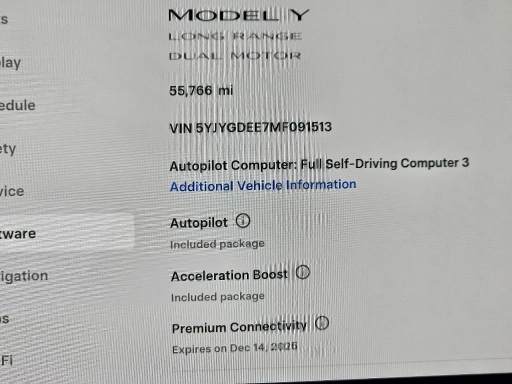 Used 2021 Tesla Model Y Long Range image 38
