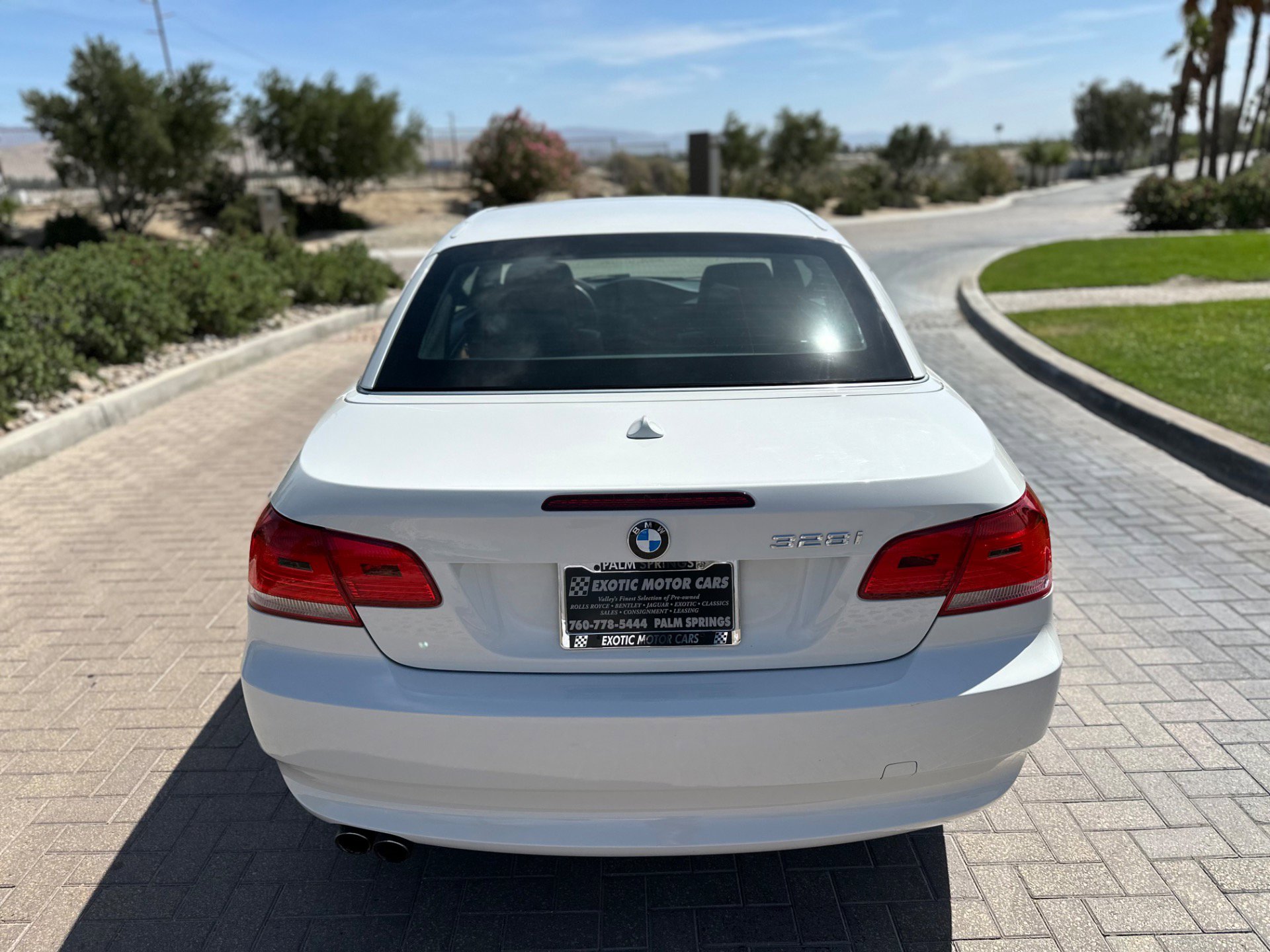 Used 2010 BMW 328i Convertible w/ Premium Pkg RWD image 17