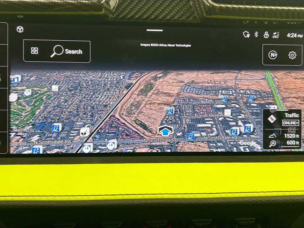 Used 2025 Lamborghini Urus SE AWD/4WD image 14
