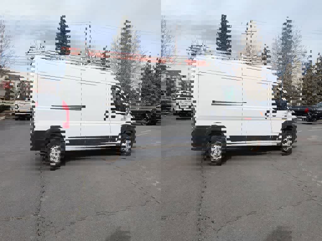 Used 2019 RAM ProMaster 2500 w/ Premium Appearance Group image 7