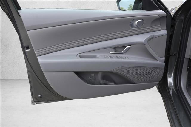 New 2026 Hyundai Elantra SEL Sport FWD image 12
