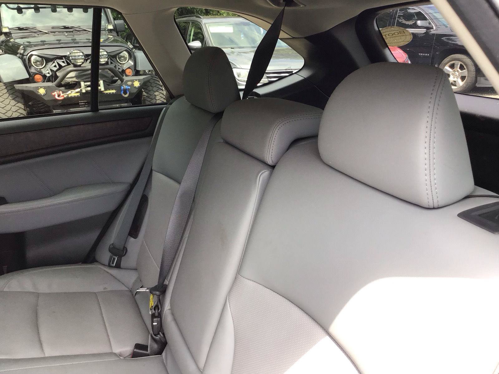 Used 2019 Subaru Outback 2.5i Limited w/ Popular Package #2 AWD/4WD image 5