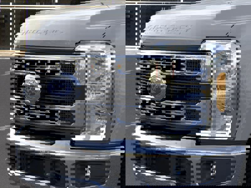 New 2026 Ford F250 XLT w/ FX4 Off-Road Package image 17