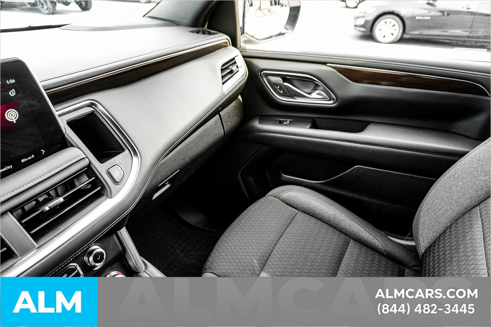 Used 2024 GMC Yukon SLE w/ LPO, Floor Liner Package image 46