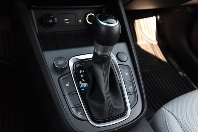 Used 2022 Hyundai Kona Limited FWD image 16