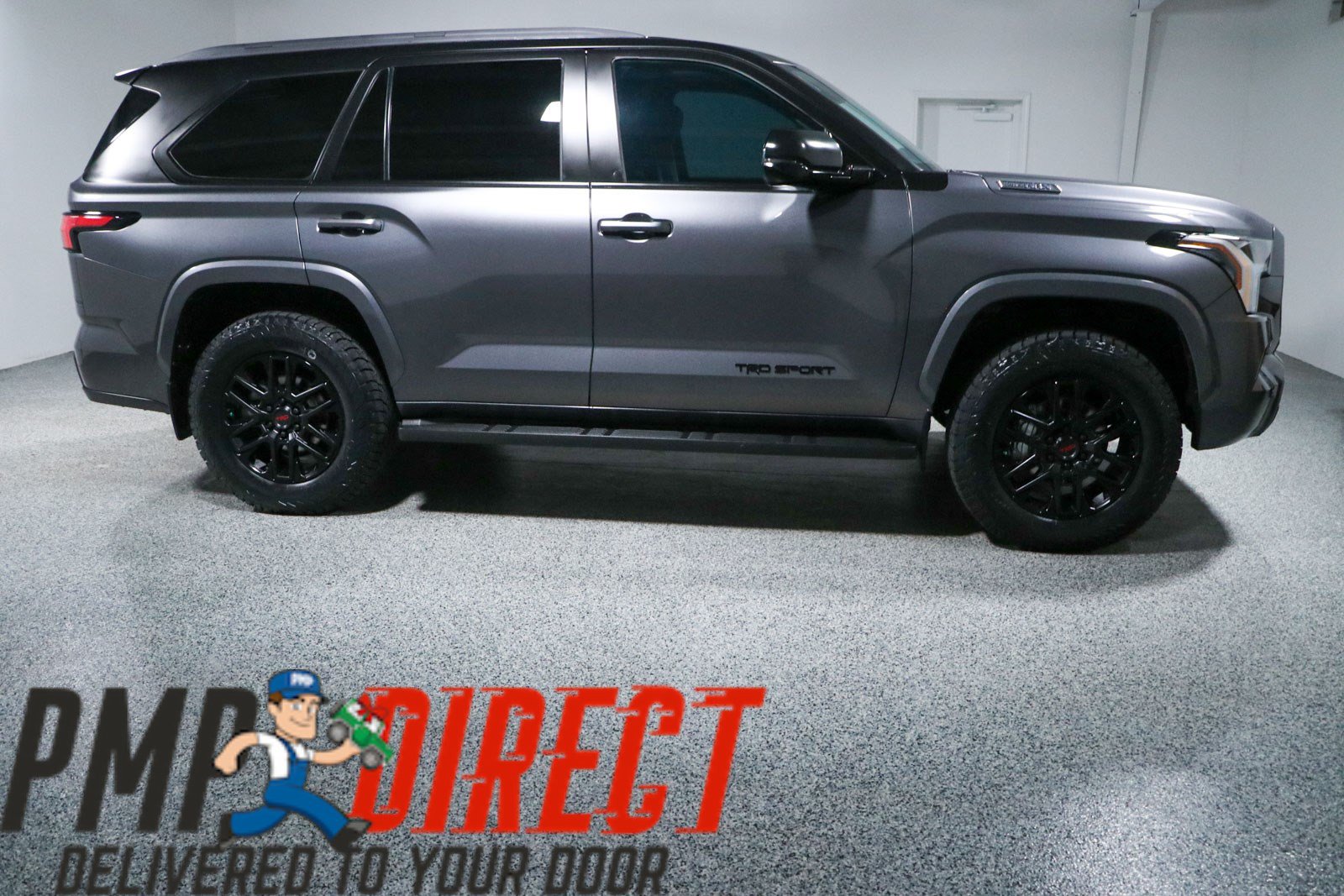 Used 2024 Toyota Sequoia SR5 w/ SR5 Premium Package AWD/4WD image 6