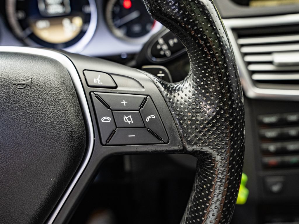 Used 2012 Mercedes-Benz E 350 4MATIC Sedan image 30