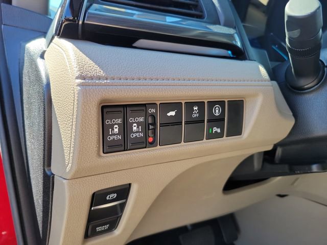 Certified 2024 Honda Odyssey Elite image 10