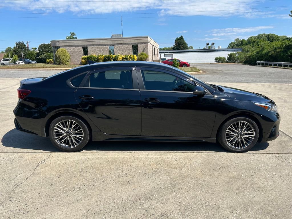 Used 2023 Kia Forte GT-Line w/ GT-Line Technology Package FWD image 7